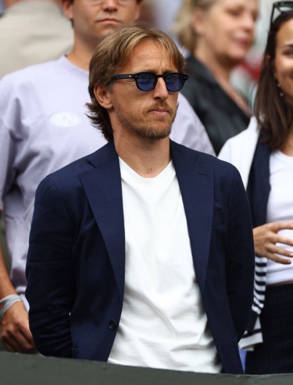 Reporter: Modric has completed